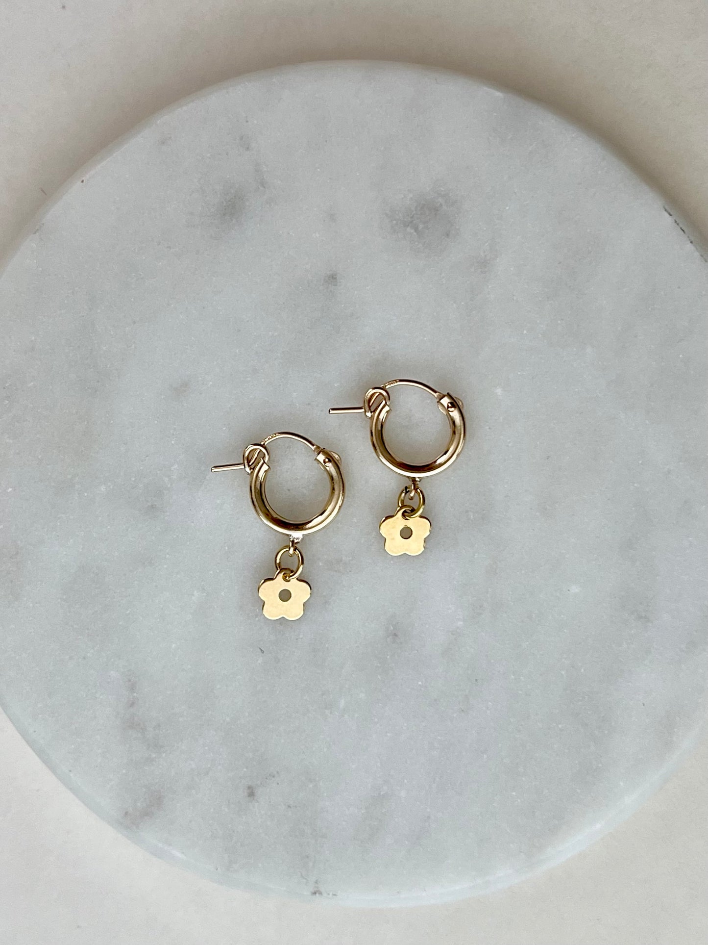 Gold Daisy Earrings