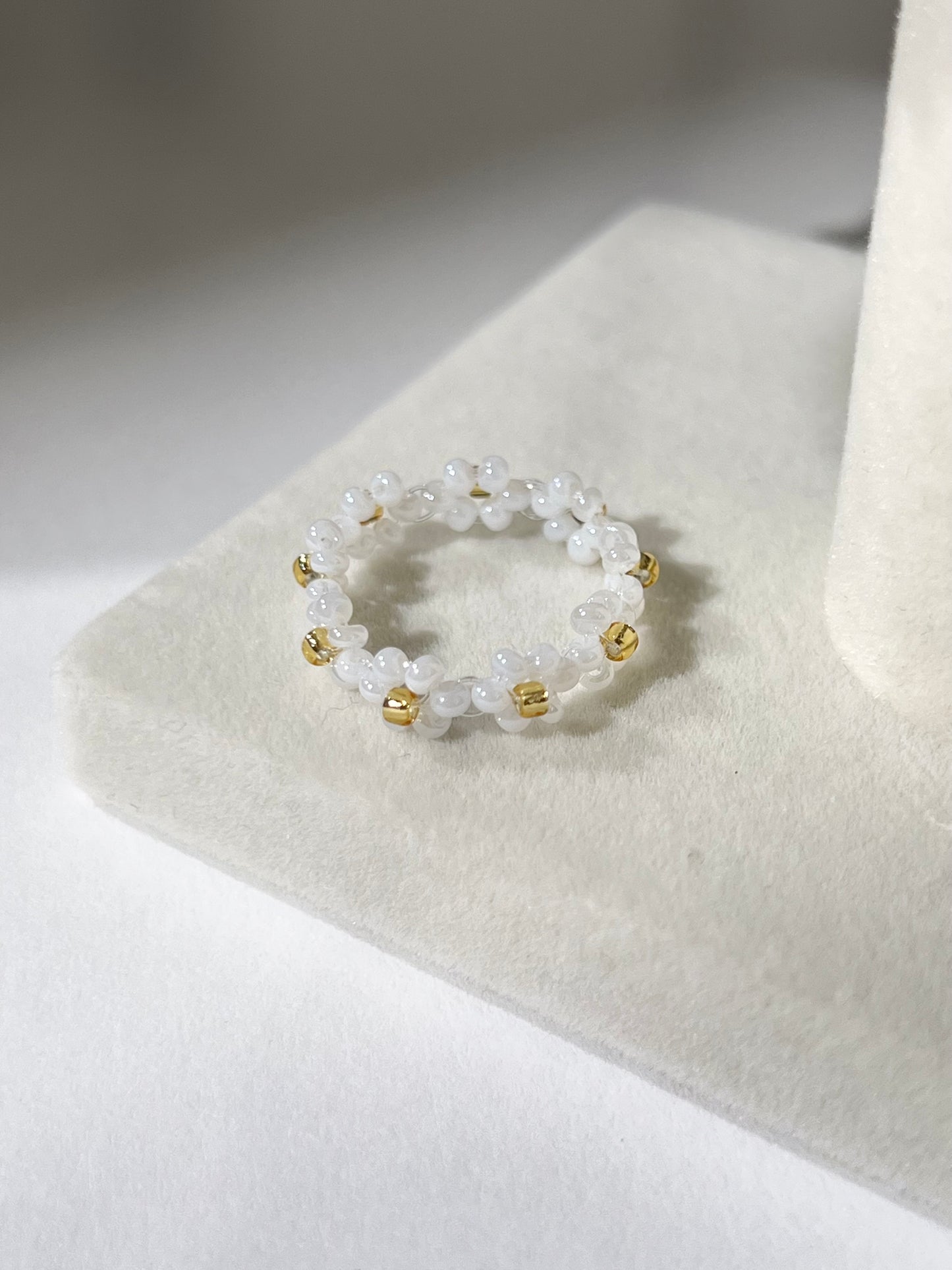 Daisy Ring