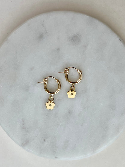 Gold Daisy Earrings